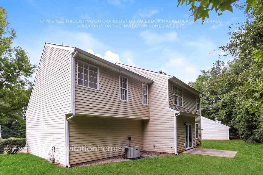 Building Photo - 8157 N Sterling Lakes Dr
