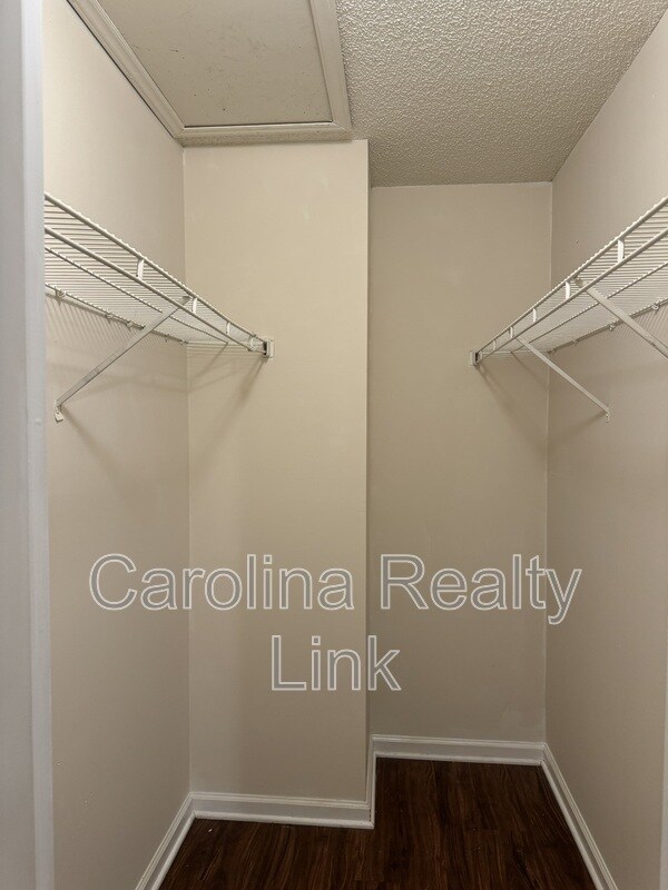 Building Photo - 1206 Eagle Rock Ln