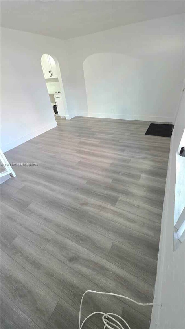 Building Photo - 6616 Raleigh St