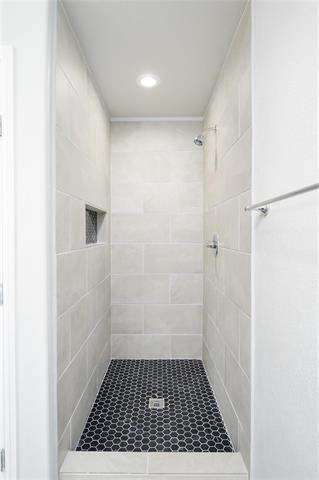 Building Photo - 103 3rd St