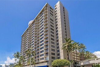 Building Photo - Available 4/5/25  Waikiki studio at the Il...