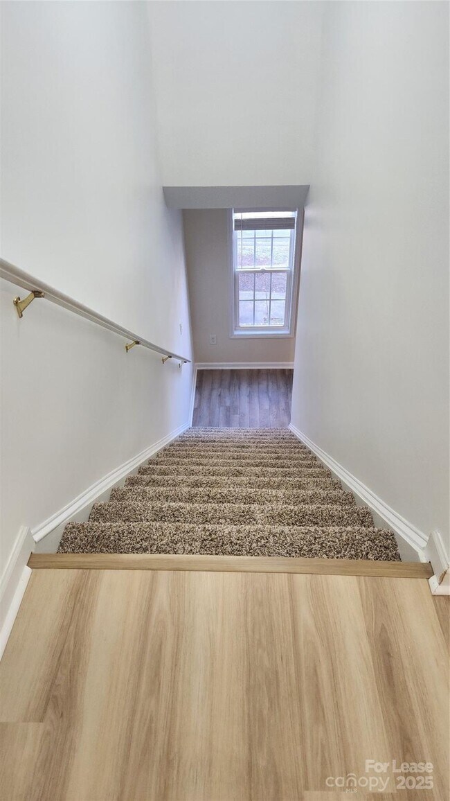 Building Photo - 110 Steam Engine Dr