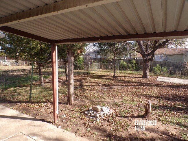 Building Photo - Great re-do