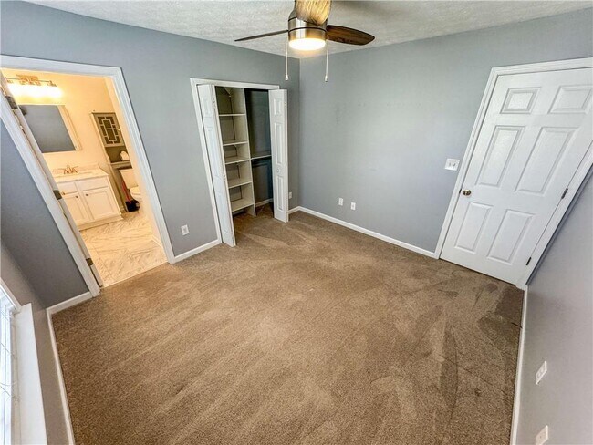 Building Photo - 1344 Treewood Trail