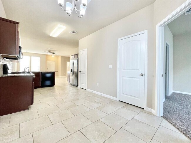 Building Photo - 126 Adage Dr