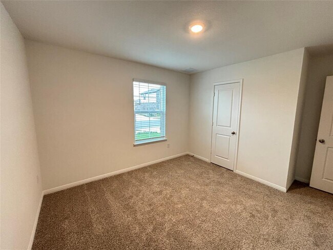 Building Photo - 1824 Marlin Spike Dr