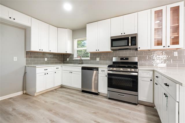 Building Photo - 713 Nottingham Dr