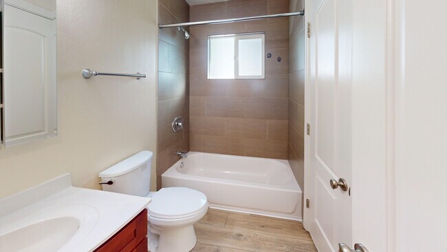 Building Photo - 15495 Marty Dr