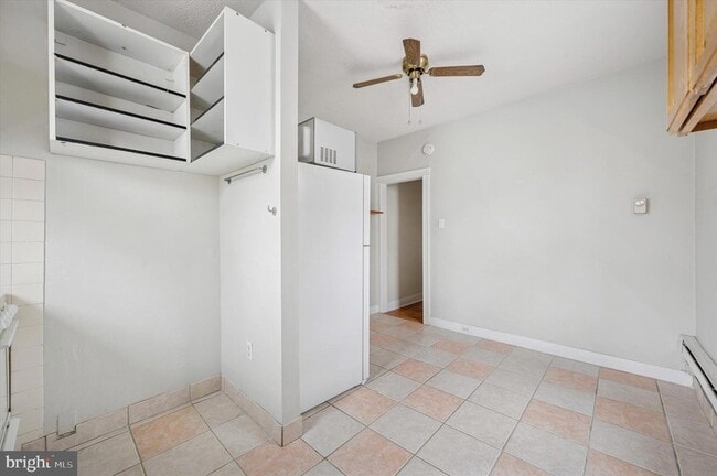 Building Photo - 859 N 21st St