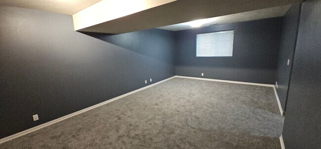 Building Photo - Charming 3BR House in Omaha
