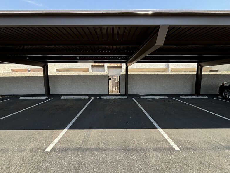 Building Photo - 4910 N 74th St