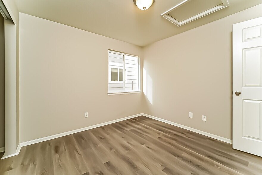 Building Photo - 18284 Michigan Creek Way