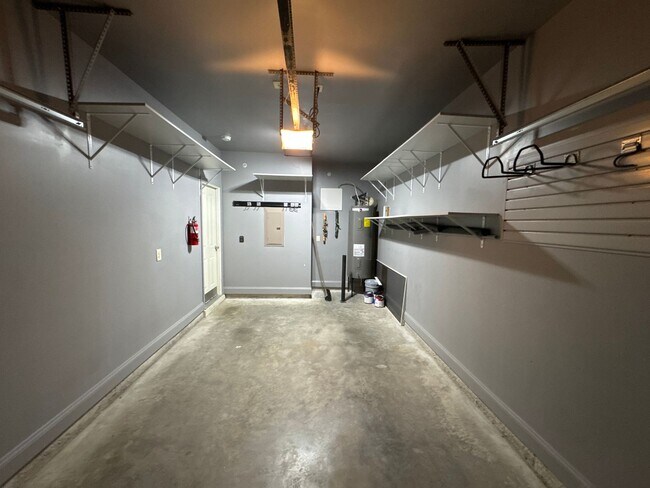Building Photo - Modern End-Unit Townhome in the Heart of Old Hickory, Wilson County!