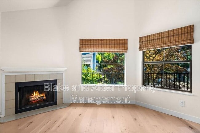 Building Photo - 4000 Carman Dr