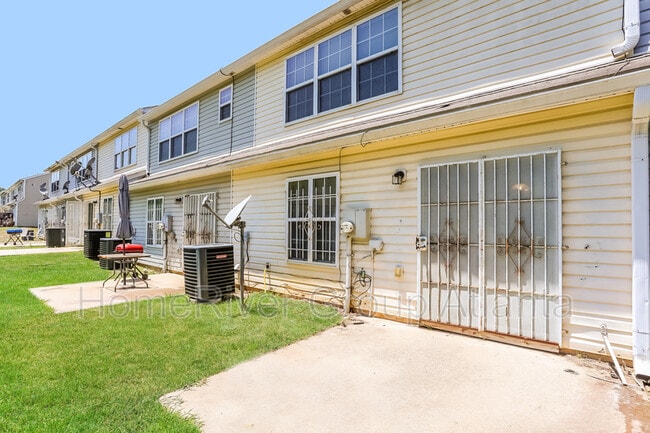 Building Photo - 1340 Maple Valley Ct