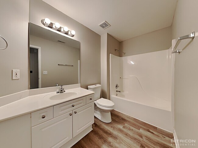 Building Photo - 2238 Orchard Park Cir NW