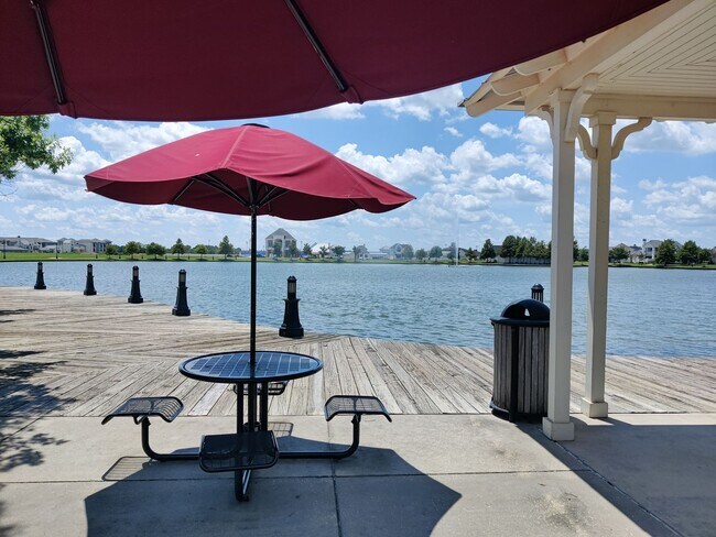 Building Photo - FOR RENT in SUGAR MILL POND!