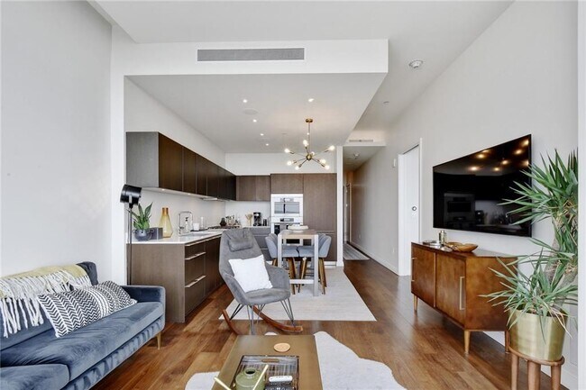 Building Photo - 210 Lavaca St