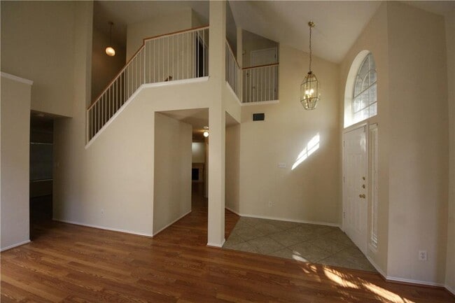 Building Photo - 7608 Tovar Dr