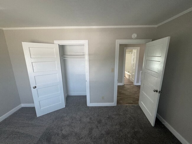 Building Photo - One Month Free Rent with 2 Year Lease! 3 B...