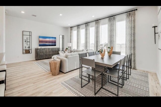 Building Photo - 12623 Blue Catfish Ln