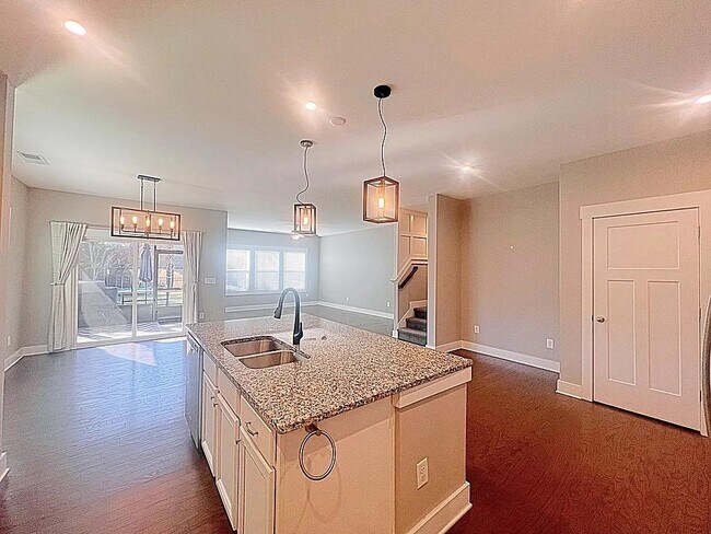 Building Photo - 213 Bank Swallow Wy