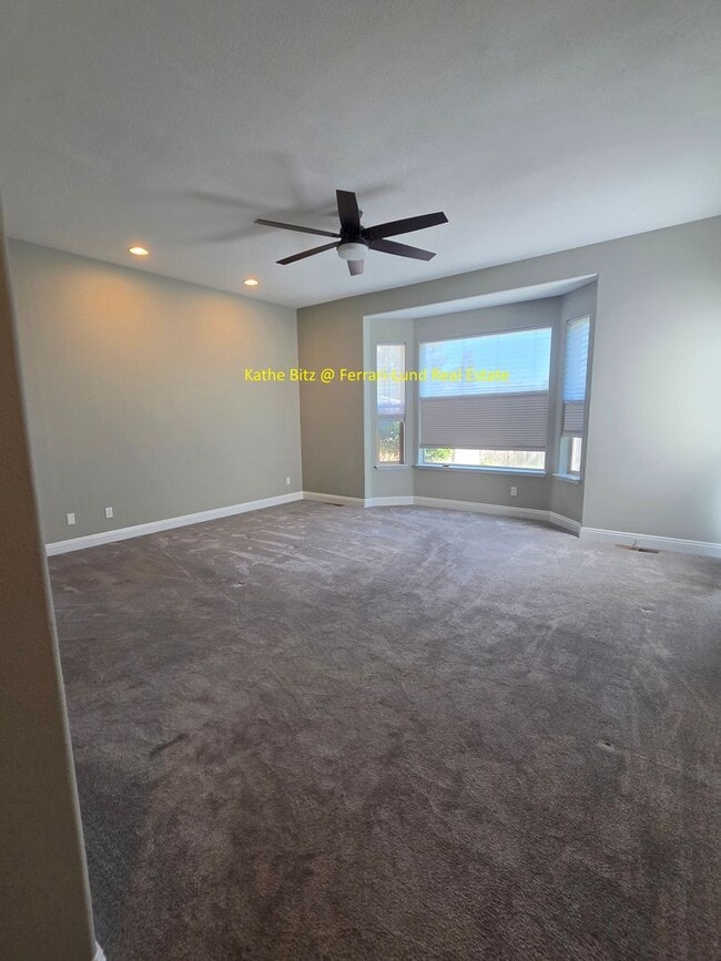 Building Photo - 5005 Landy Bank Ct