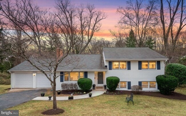 Building Photo - 1101 Dead Run Dr