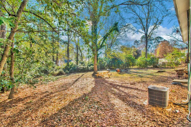 Building Photo - 424 Pearl St