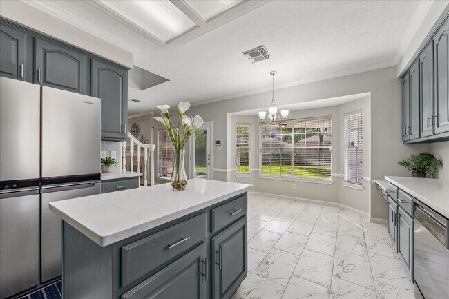 Building Photo - 11818 Orchard Mountain Dr