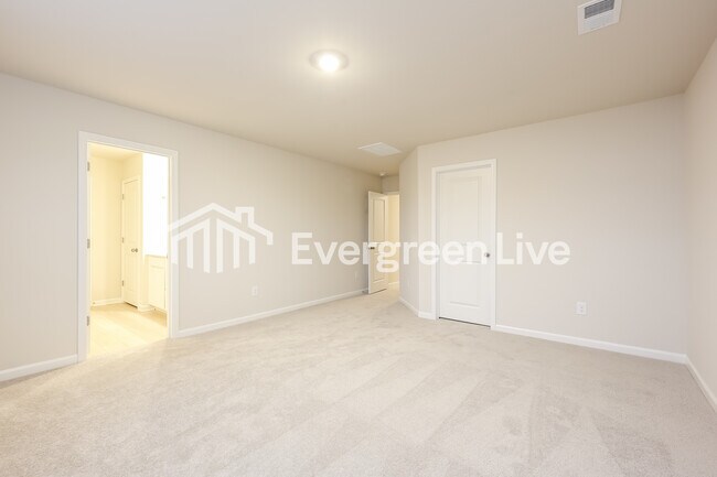 Building Photo - 2 Donemere Way