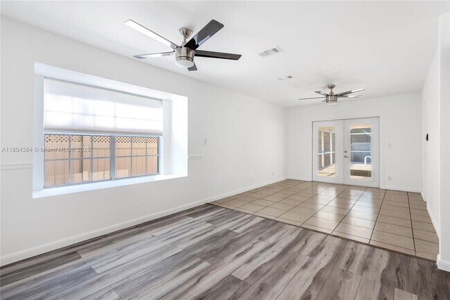 Building Photo - 5800 Rambler Rose Way