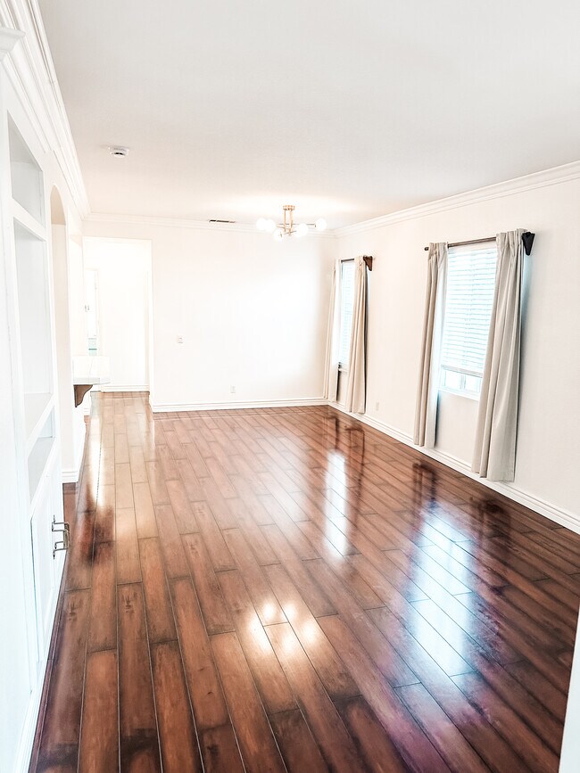 Building Photo - 2744 Crown Ridge Rd