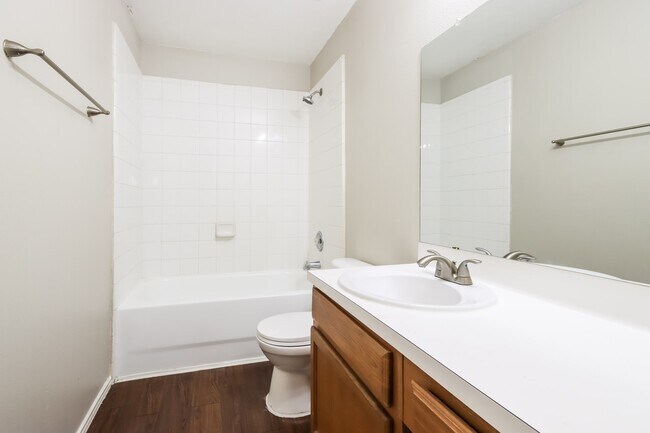 Building Photo - 17322 Wigeon Way Dr
