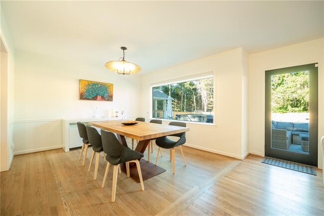 Building Photo - 7330 Hunters Branch Dr NE