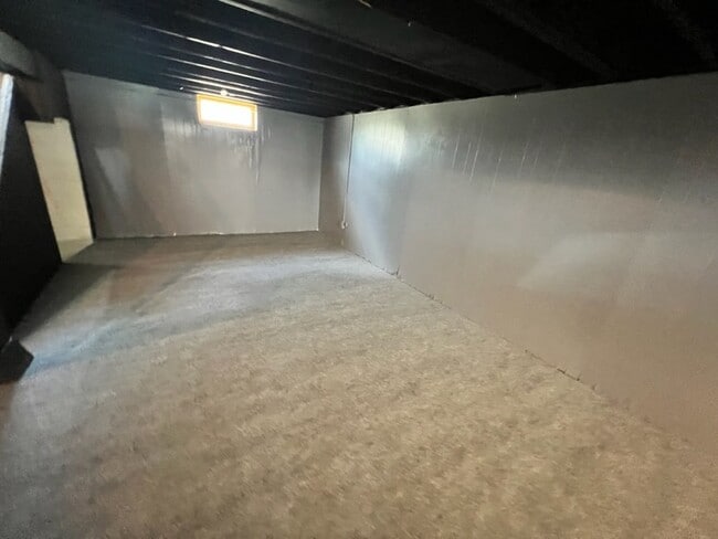 Building Photo - 1909 Williams Blvd SW