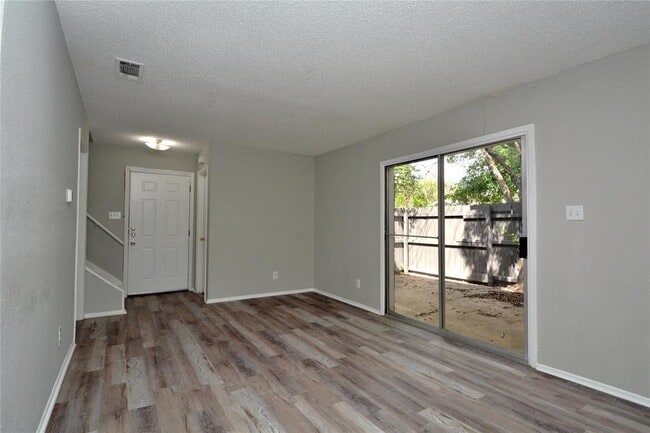 Building Photo - 4808 W Wind Trail