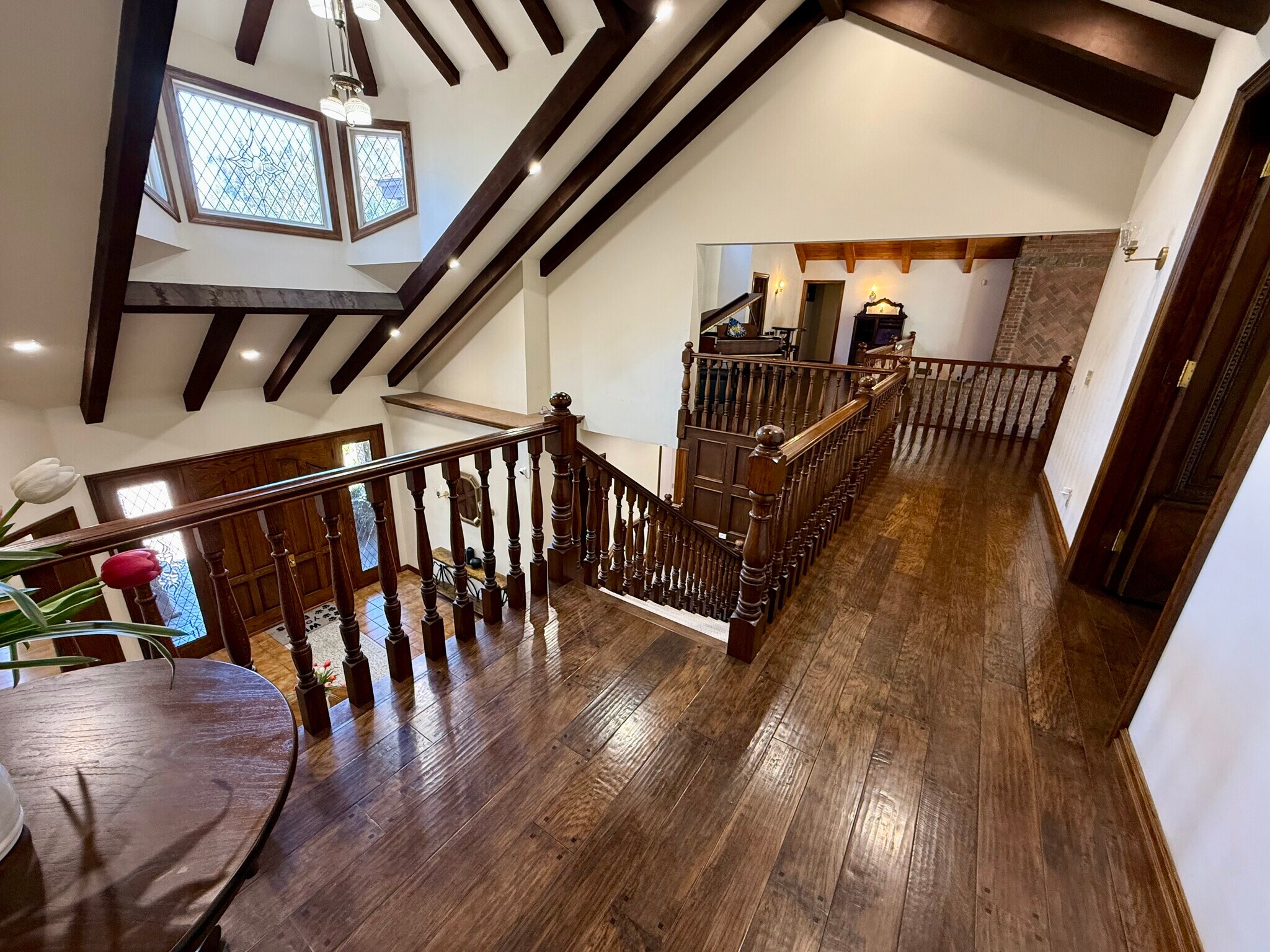 Building Photo - 533 E Sierra Madre Ave