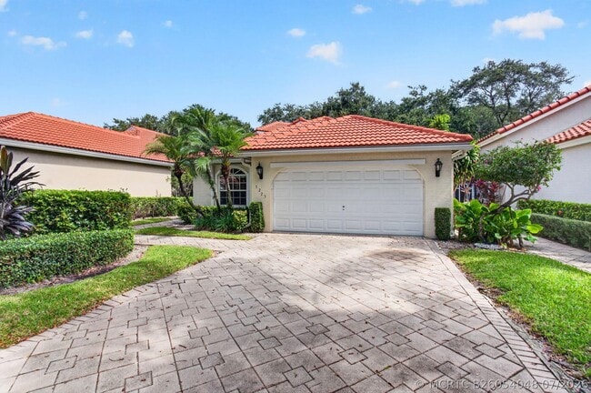 Building Photo - 5225 Brookview Dr