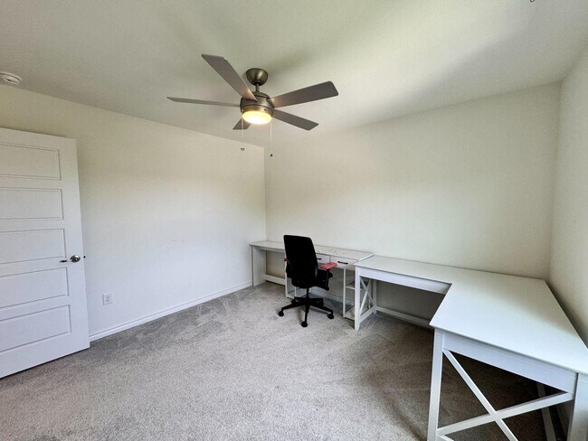 Building Photo - 148 Nelson Pl