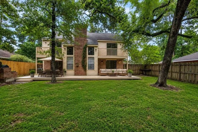 Building Photo - 12303 Longfellow Dr
