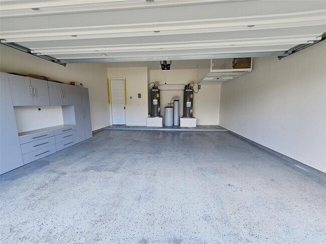 Building Photo - 1105 Malibar Ln