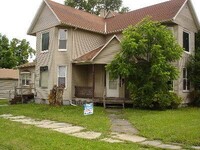 Building Photo - 146 S Park Ave