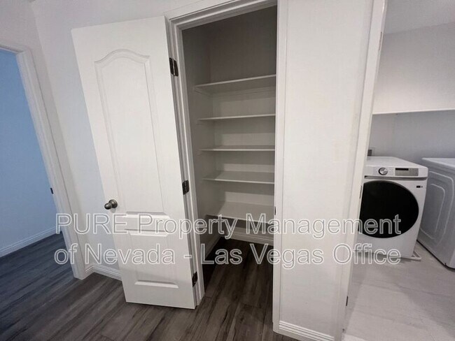 Building Photo - 7638 Peaceful Trellis Dr