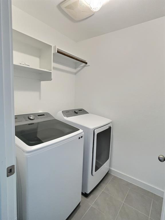 Building Photo - 1100 Terrace View Dr