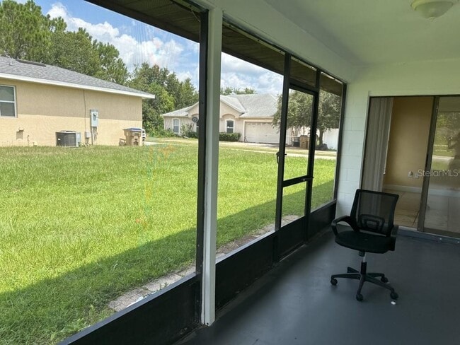 Building Photo - 394 Colonade Ct