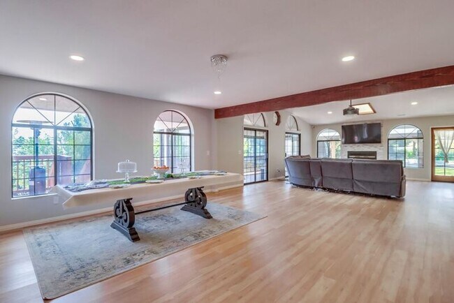 Building Photo - 3289 Altoro Ln