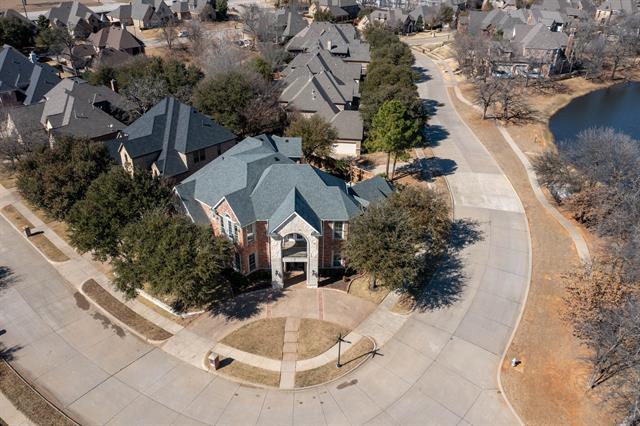 Building Photo - 1004 Drake Dr