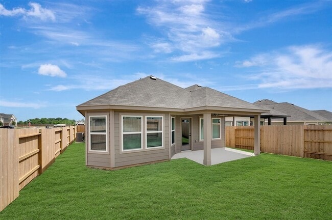 Building Photo - 32506 Lantana Flds Rd