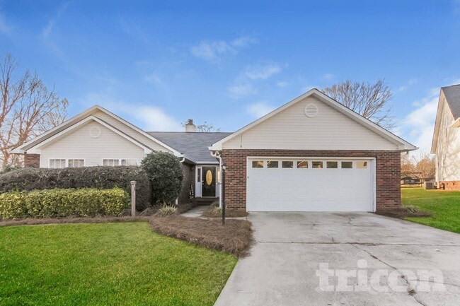 Building Photo - 4904 Valley Trail Ct